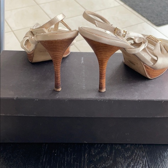 Champagne and Diamanté Sandals - Picture 4 of 4